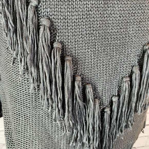 I.N. San Francisco Gray Boho Fringe Cardigan Sweater size Medium EUC Western - Picture 8 of 11